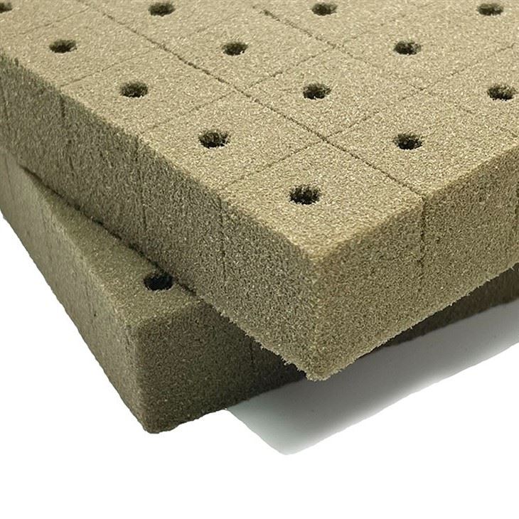 Hydroponic planting cube